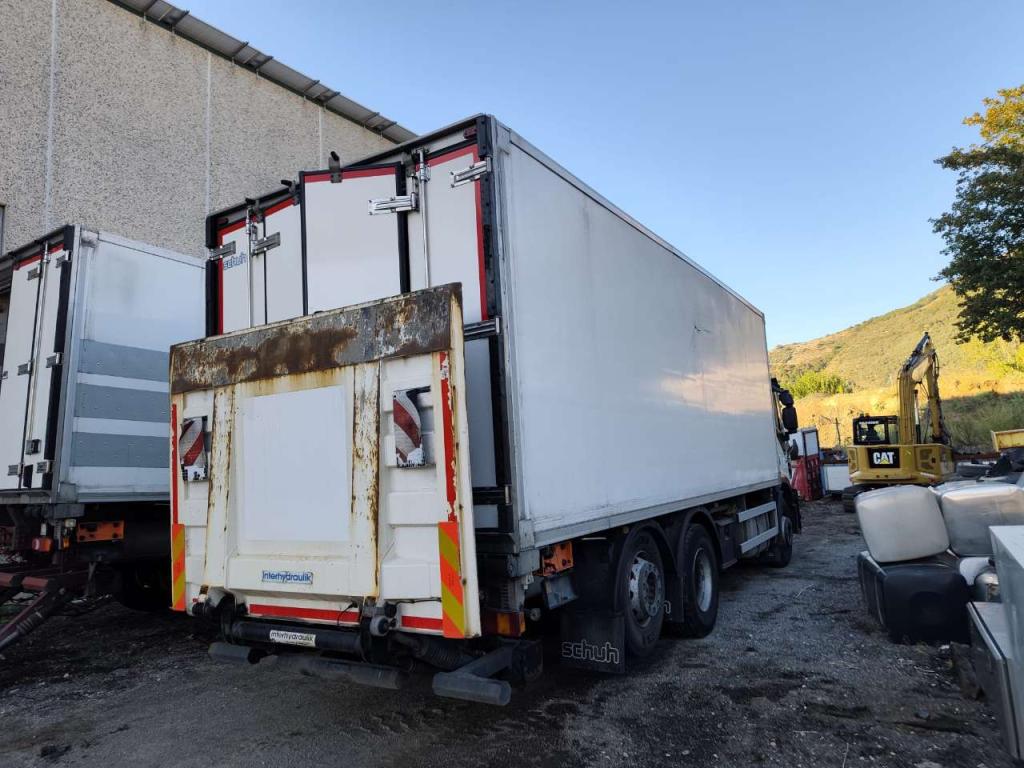 Iveco STRALIS HI-STREET 260S31 Foto 7