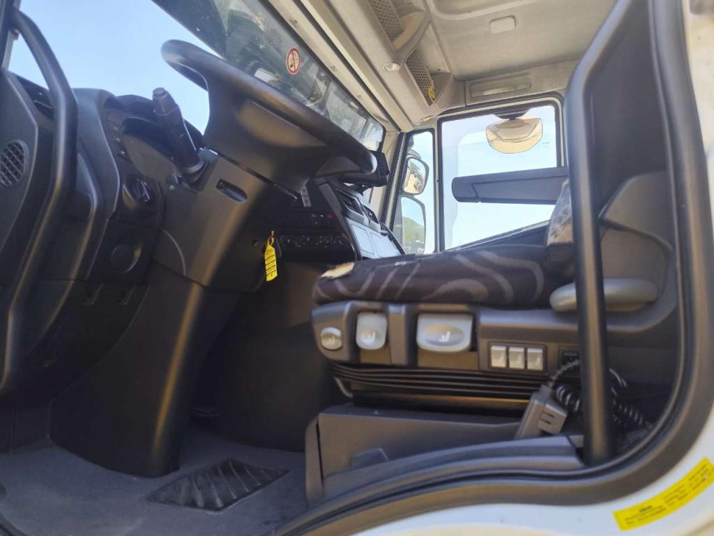 Iveco STRALIS HI-STREET AD190S42 Foto 13