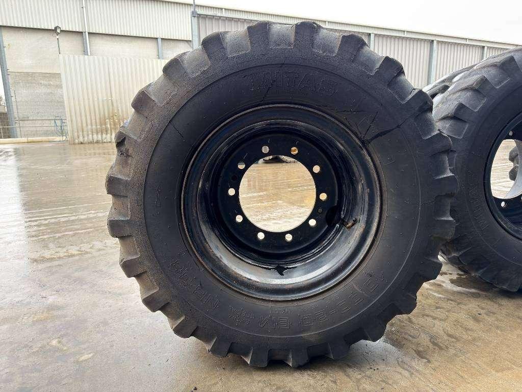 Pneumatico per Bridgestone 1000 x 20 Set / 10.00 x 20: 4x2 Tyres Foto 15