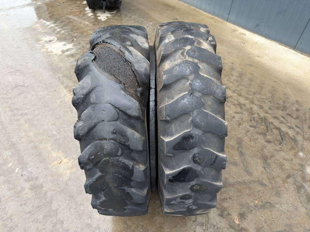 Pneumatico per Bridgestone 1000 x 20 Set / 10.00 x 20: 4x2 Tyres Foto 17