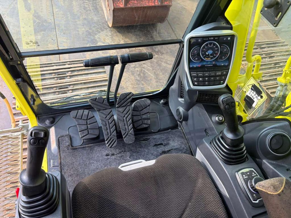 Hyundai HX260L Foto 24