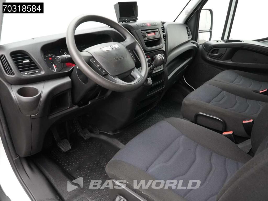 Iveco Daily 35C14 1000KG Laadklep 233cm Hoog Zijdeur Dubbellucht Bakwagen Airco Camera Lat om Lat D'Holla Foto 3