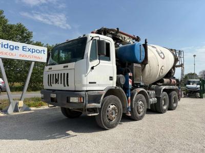 Astra HD7 84.45 betonpompa CIFA 28 MT. in vendita da Bridge Export Srl