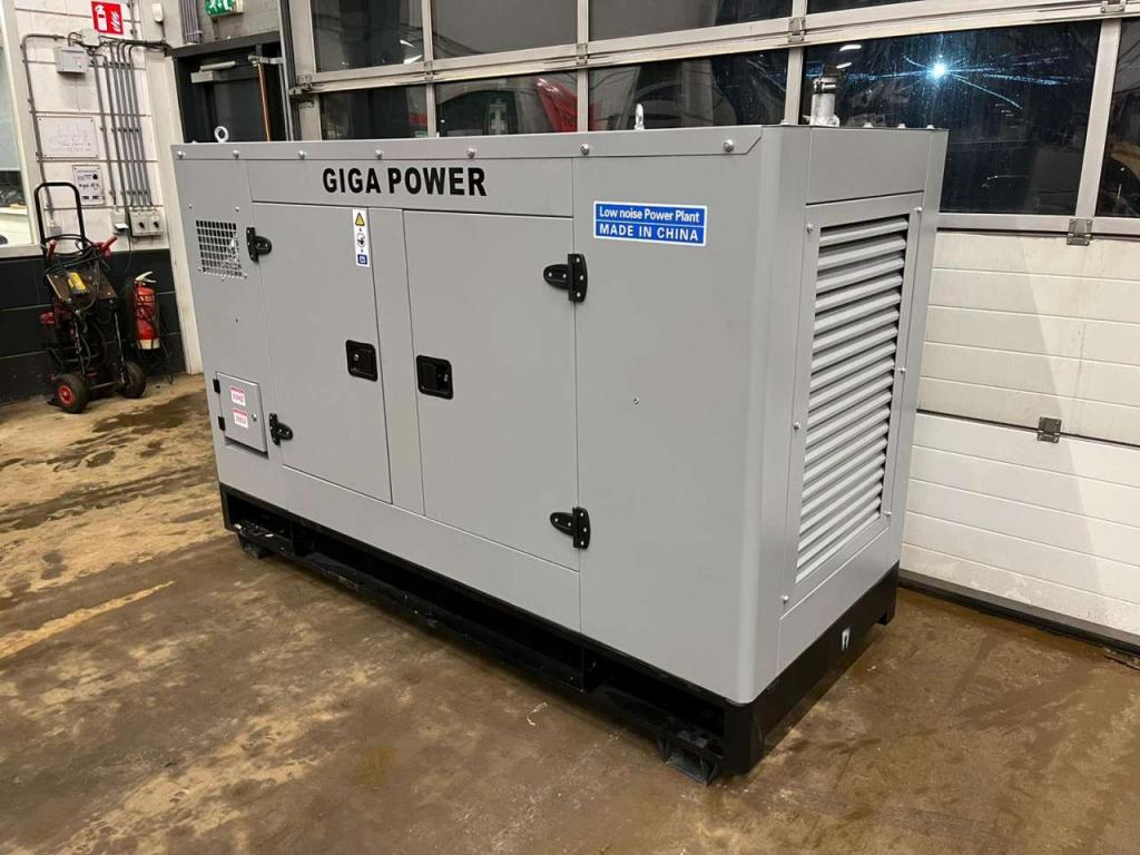 Giga Power LT-W30GF 37.5 kVA silent generator Foto 7