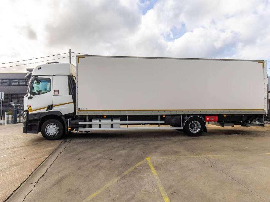 Renault T 380+DHOLLANDIA 2T. Foto 7