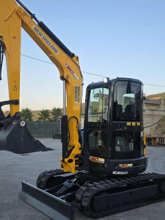 New Holland E50BSR Foto 1