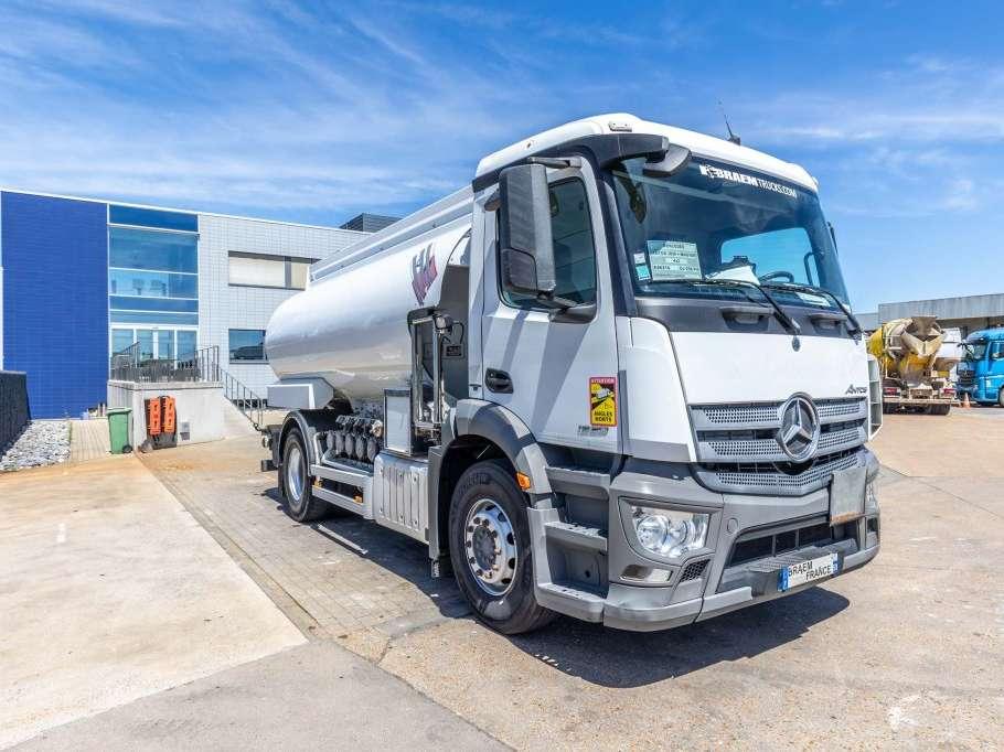Mercedes-Benz ANTOS 1830 BL + MAGYAR 13.500L+5COMP Foto 2