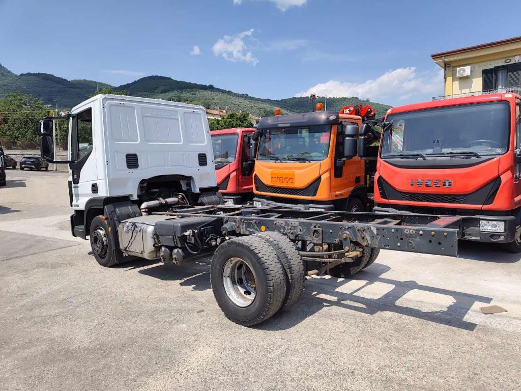 Iveco EUROCARGO 120-190L Foto 7