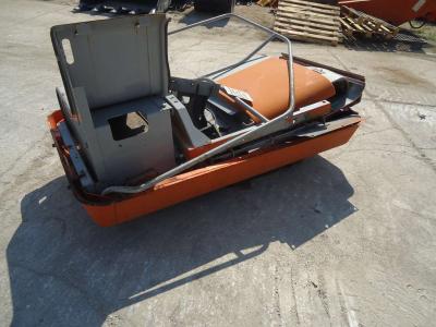 Cofanatura e carter carrozzeria per Fiat Kobelco 235 in vendita da OLM 90 Srl