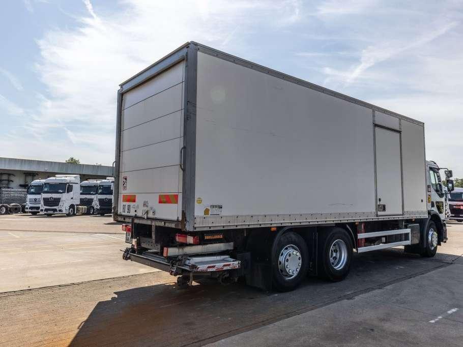 Renault D26.320-6x2+DHOLLANDIA 2T. Foto 4
