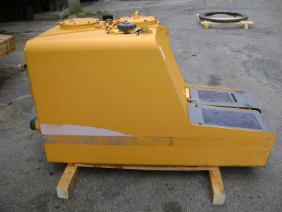 Serbatoio gasolio per Liebherr 904 in vendita da PRV Ricambi Srl