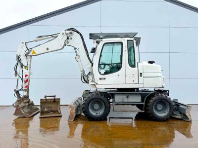 Liebherr A 309 - Hammer Lines / Quick Coupler in vendita da Boss Machinery