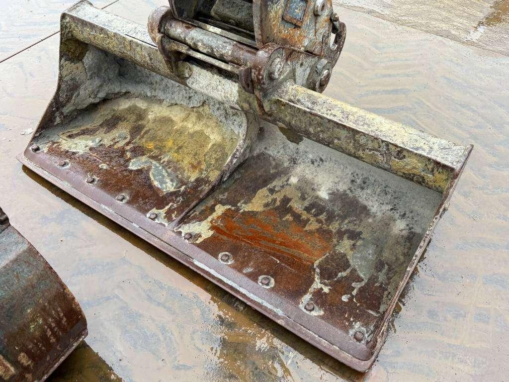Liebherr A 309 - Hammer Lines / Quick Coupler Foto 19