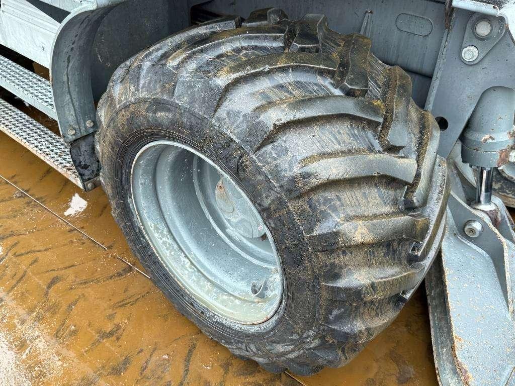 Liebherr A 309 - Hammer Lines / Quick Coupler Foto 28