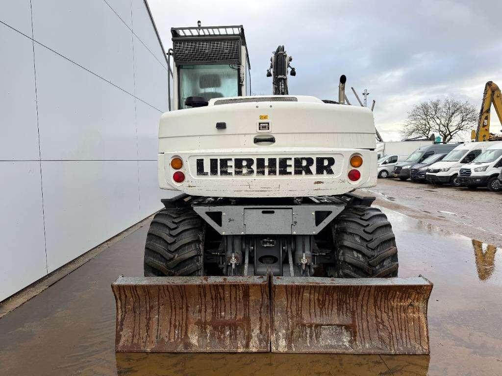 Liebherr A 309 - Hammer Lines / Quick Coupler Foto 4