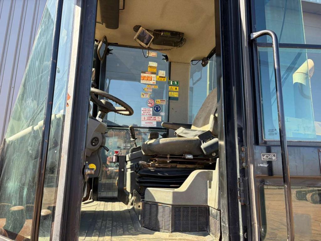 Caterpillar CP76 Foto 19