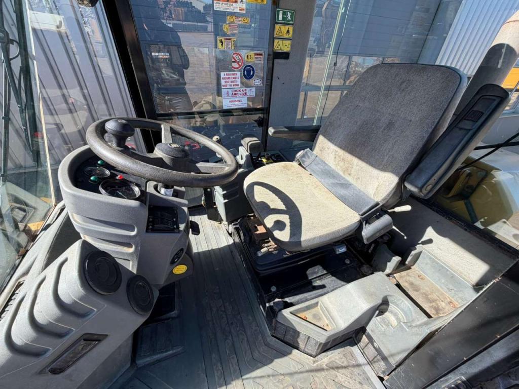 Caterpillar CP76 Foto 20