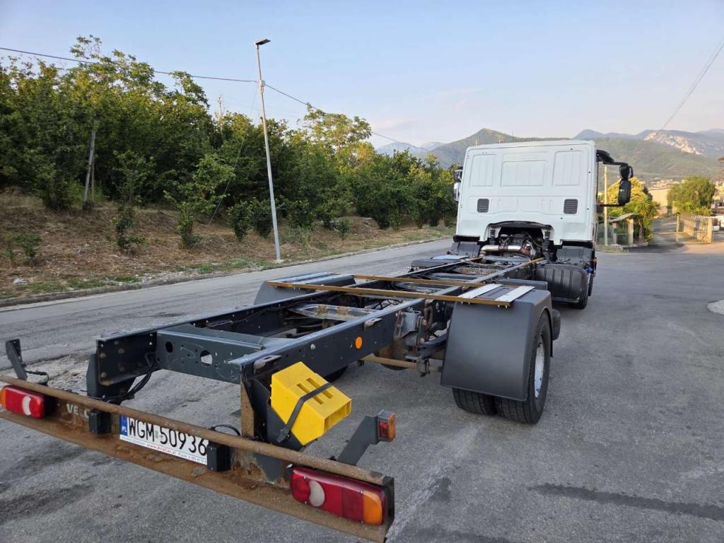 Iveco EUROCARGO 120-190L Foto 12