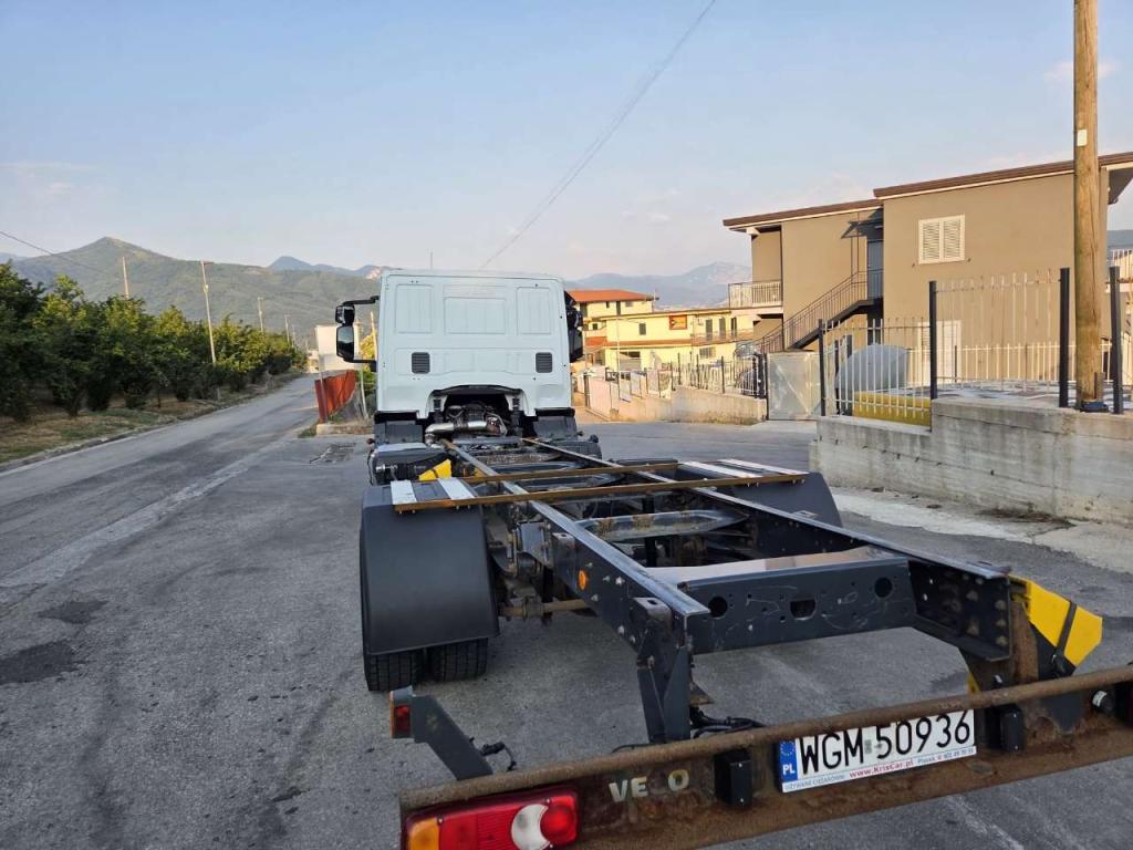 Iveco EUROCARGO 120-190L Foto 8