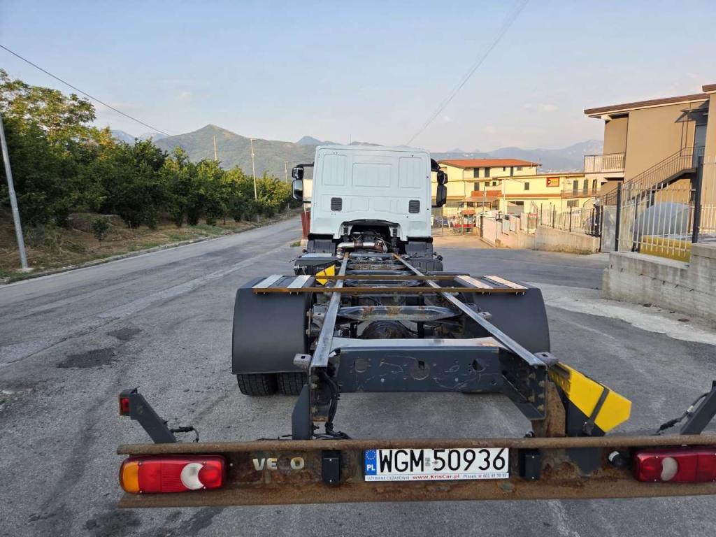 Iveco EUROCARGO 120-190L Foto 9