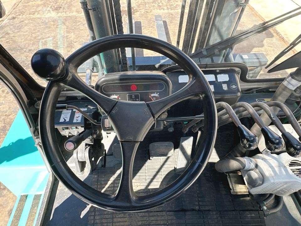 Mitsubishi FD70 Foto 13