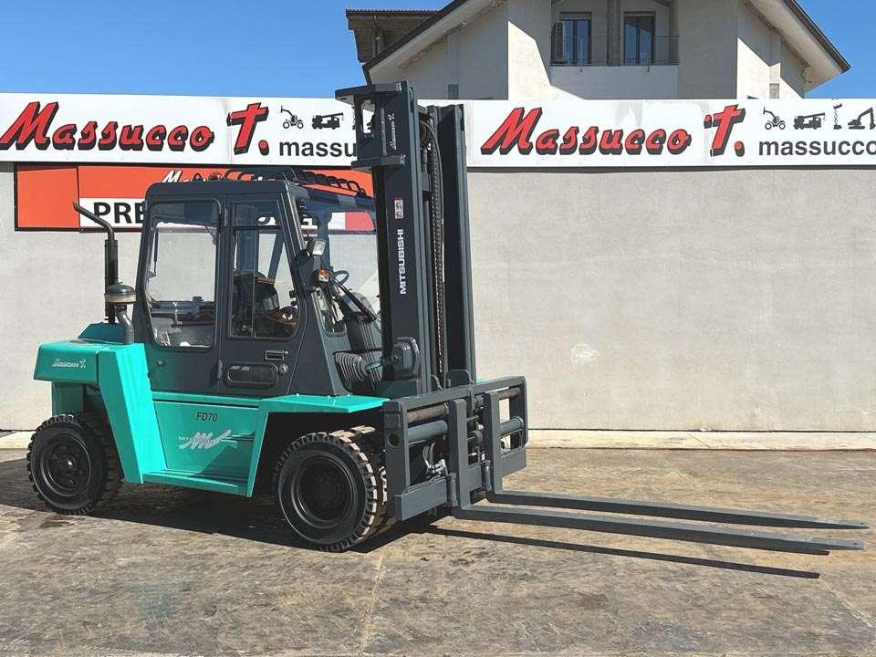 Mitsubishi FD70 Foto 14
