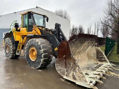 Volvo L220H in vendita da SODINEG France