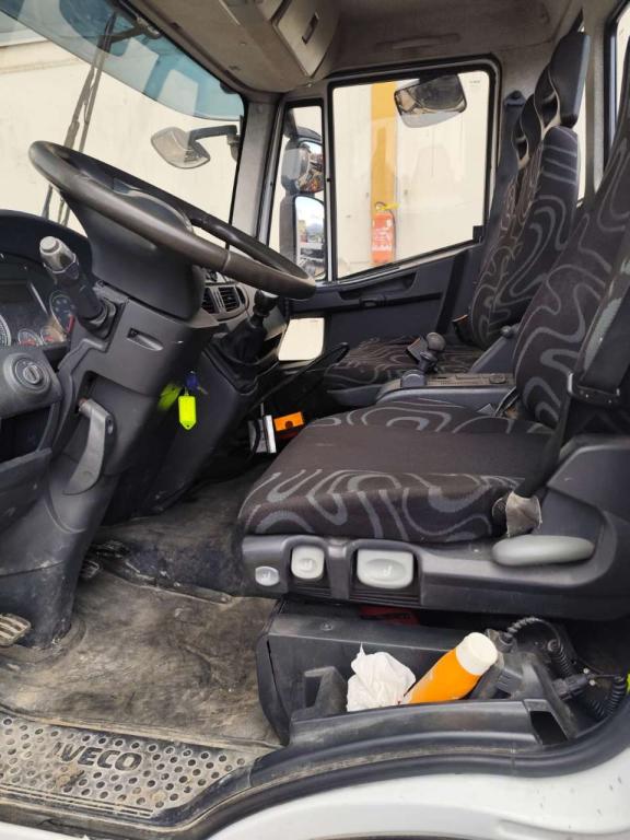 Iveco EUROCARGO CUBE 80E22P Foto 10