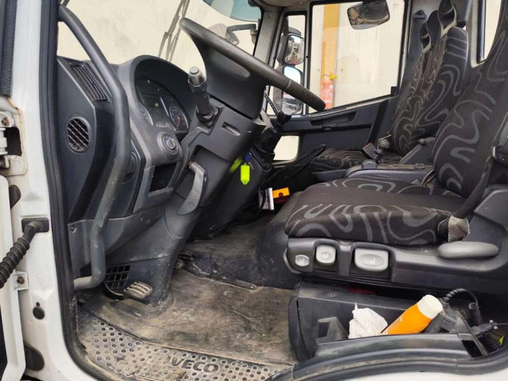 Iveco EUROCARGO CUBE 80E22P Foto 15