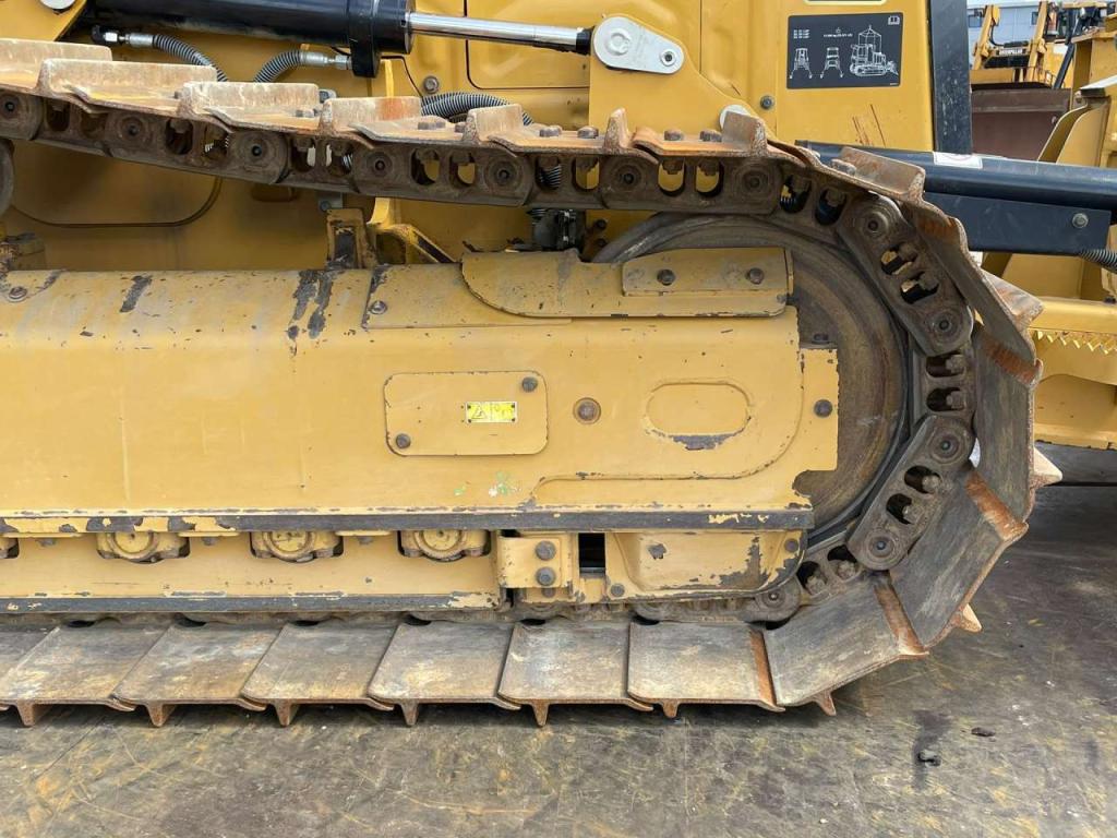 Caterpillar D2 LGP 12A | LEICA GPS Foto 16