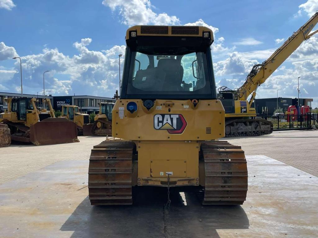 Caterpillar D2 LGP 12A | LEICA GPS Foto 4