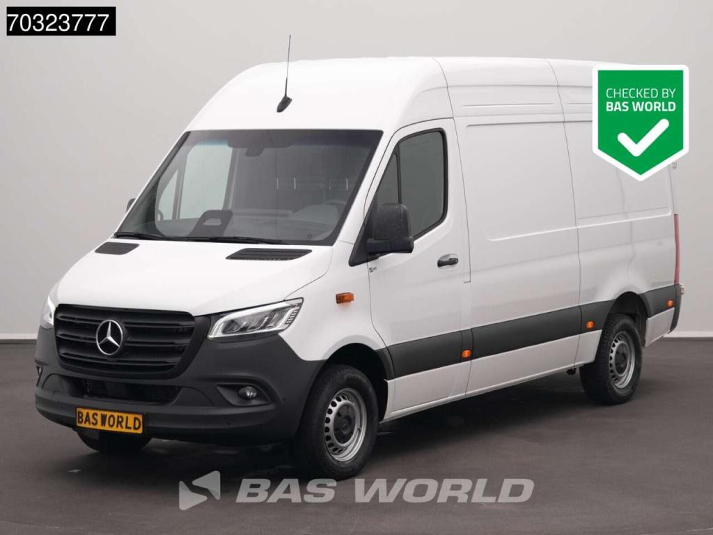 Mercedes-Benz Sprinter 317 CDI 2025-Model Automaat L2H2 170PK LED Xenon Navi Airco Cruise Camera MBUX CarPlay Par Foto 1