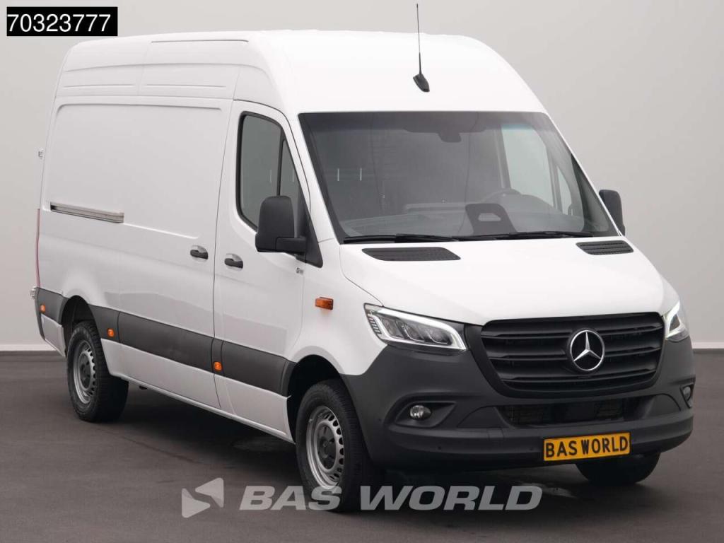 Mercedes-Benz Sprinter 317 CDI 2025-Model Automaat L2H2 170PK LED Xenon Navi Airco Cruise Camera MBUX CarPlay Par Foto 5