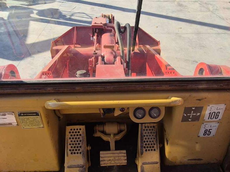 Caterpillar 943 Foto 8