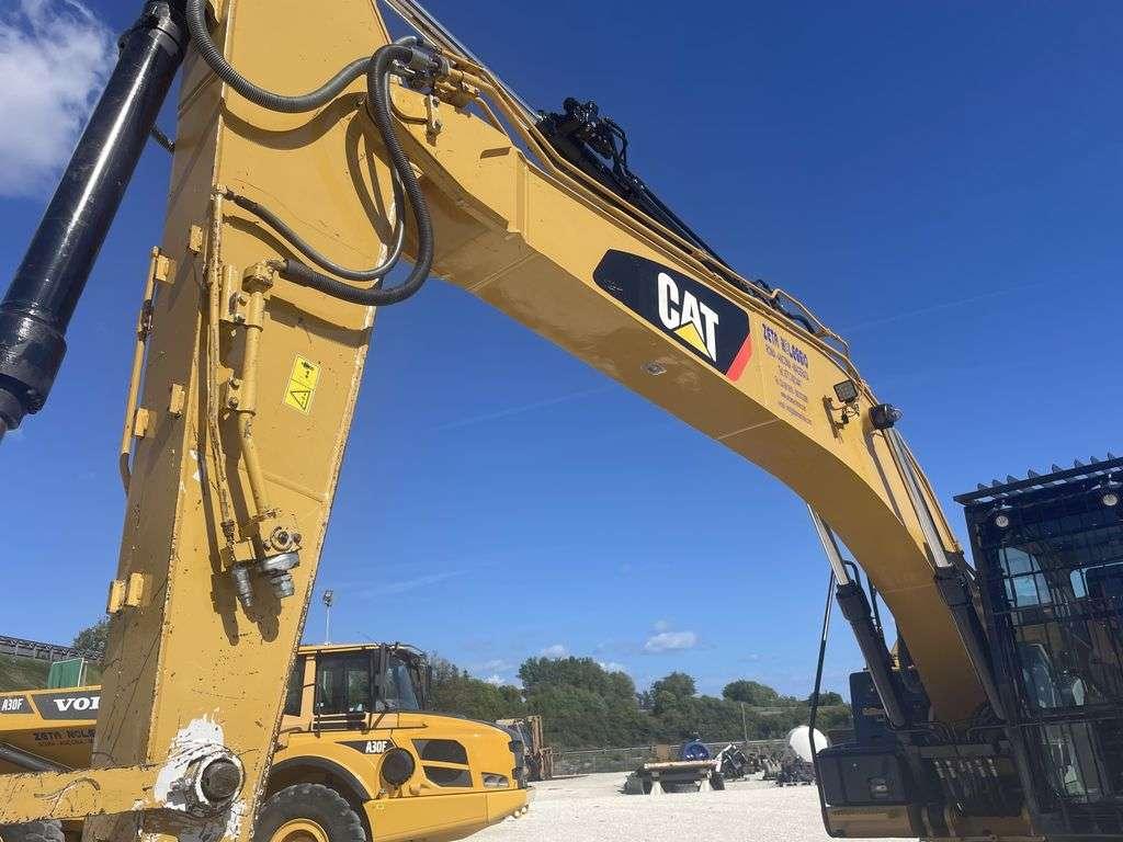 Caterpillar 323 ELN Foto 3