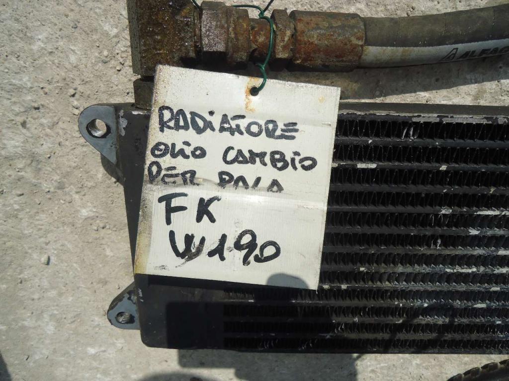 Radiatore olio cambio per Fiat Kobelco W190 Foto 4