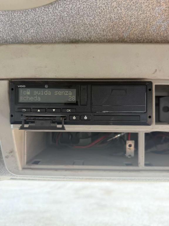 Iveco EUROCARGO 150E22 Foto 22