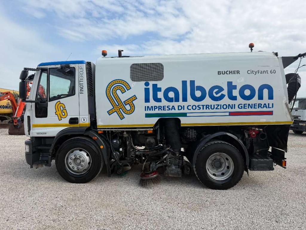 Iveco EUROCARGO 150E22 Foto 4