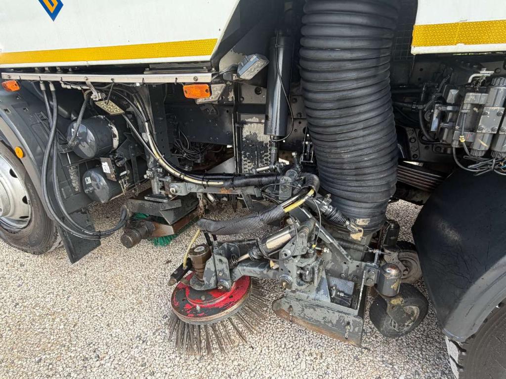 Iveco EUROCARGO 150E22 Foto 9