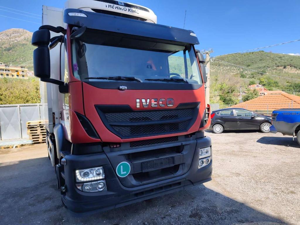 Iveco STRALIS HI-STREET 260S31 Foto 12