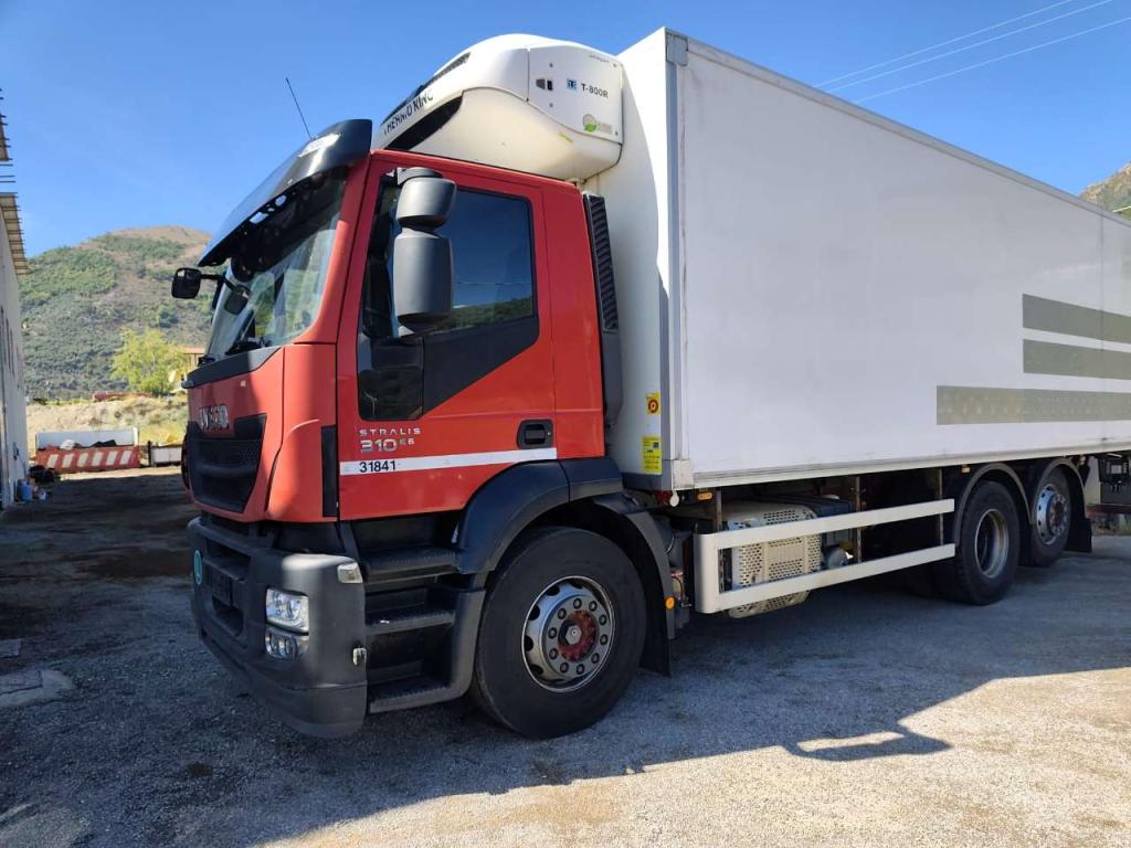 Iveco STRALIS HI-STREET 260S31 Foto 19