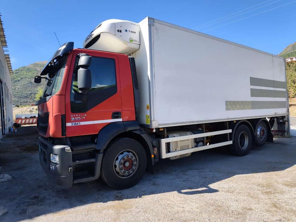 Iveco STRALIS HI-STREET 260S31 Foto 20