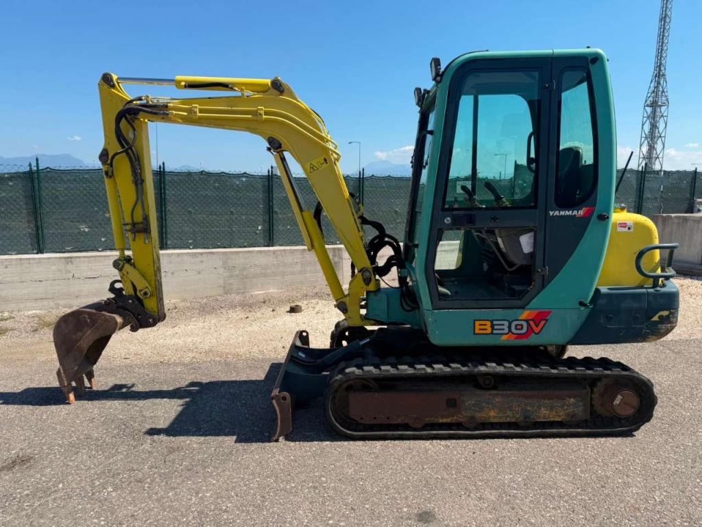 Yanmar B30v Foto 2