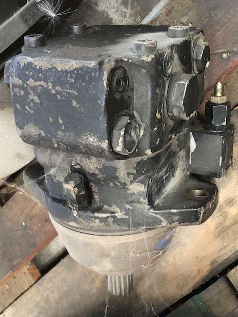 Motore di traslazione per Caterpillar 315 Foto 1