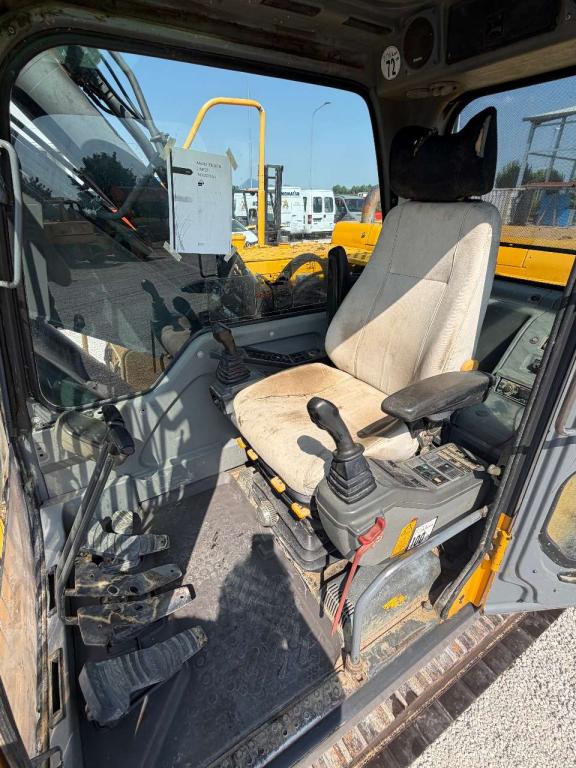Volvo EC140BLC Foto 15