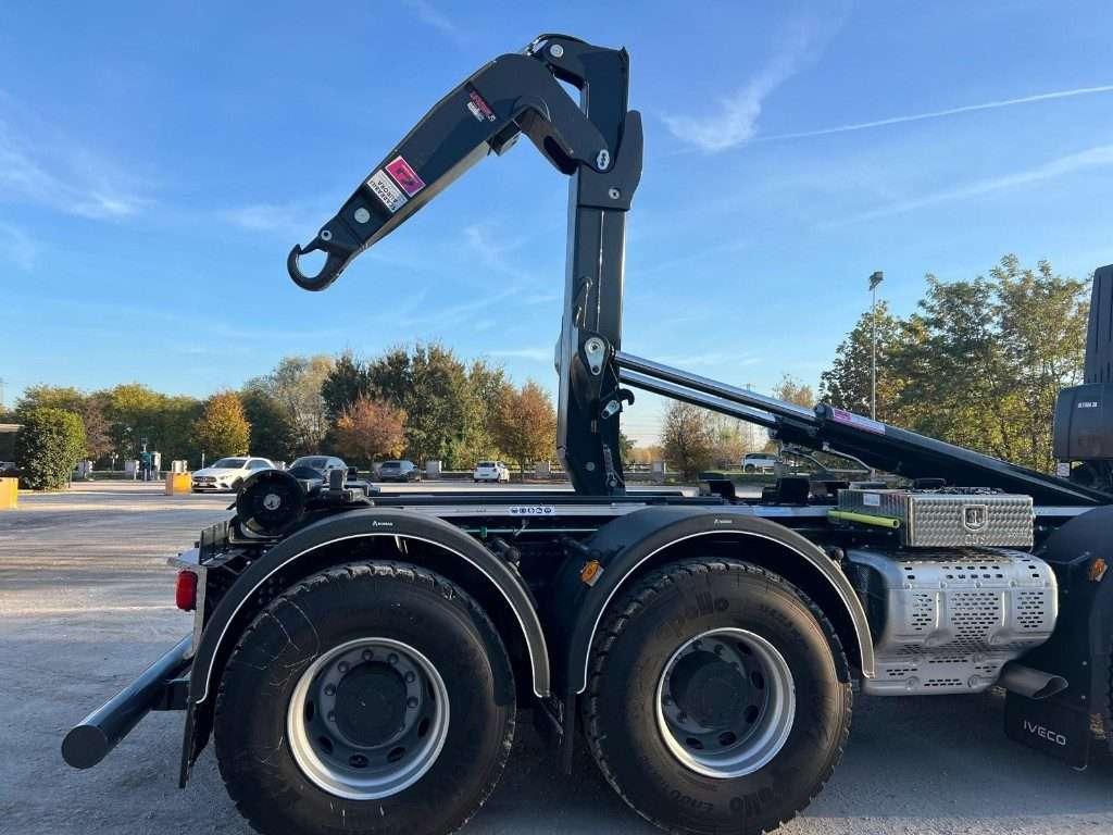 Iveco TRAKKER T-WAY AD500 NUOVO SCARRABILE Foto 8