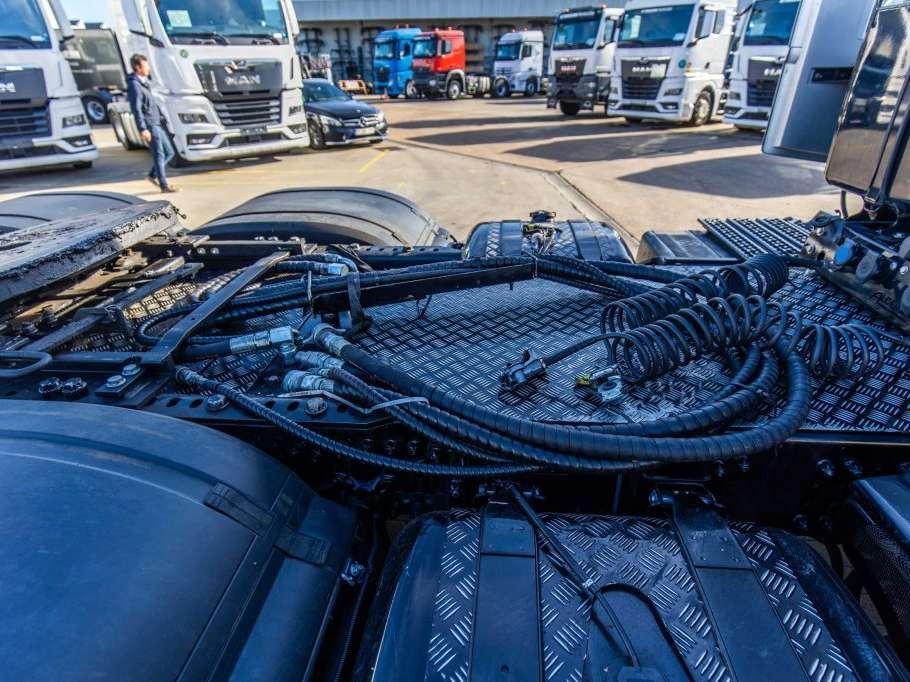 Mercedes-Benz ACTROS 3363 LS - 40.000 KM Foto 13