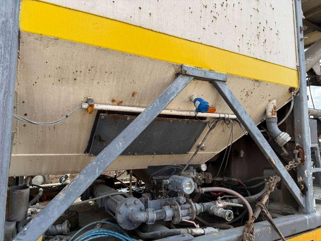 Wirtgen WM400 + Broshuis Trailer - Menginstallatie Foto 13