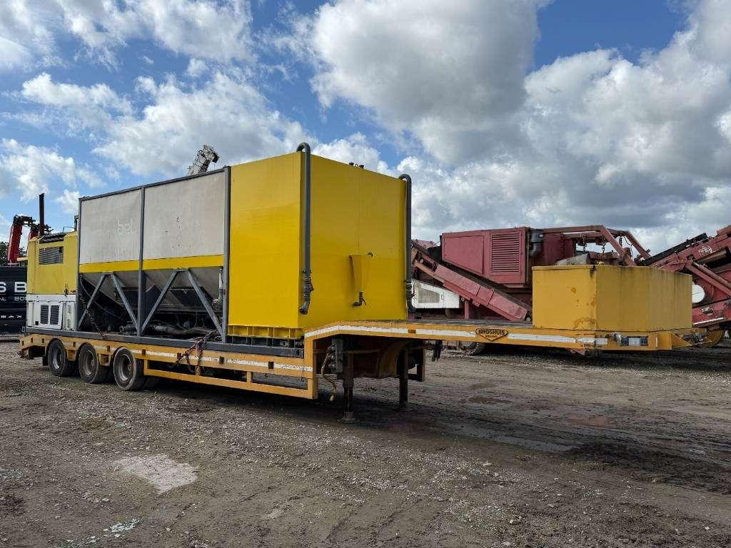 Wirtgen WM400 + Broshuis Trailer - Menginstallatie Foto 5