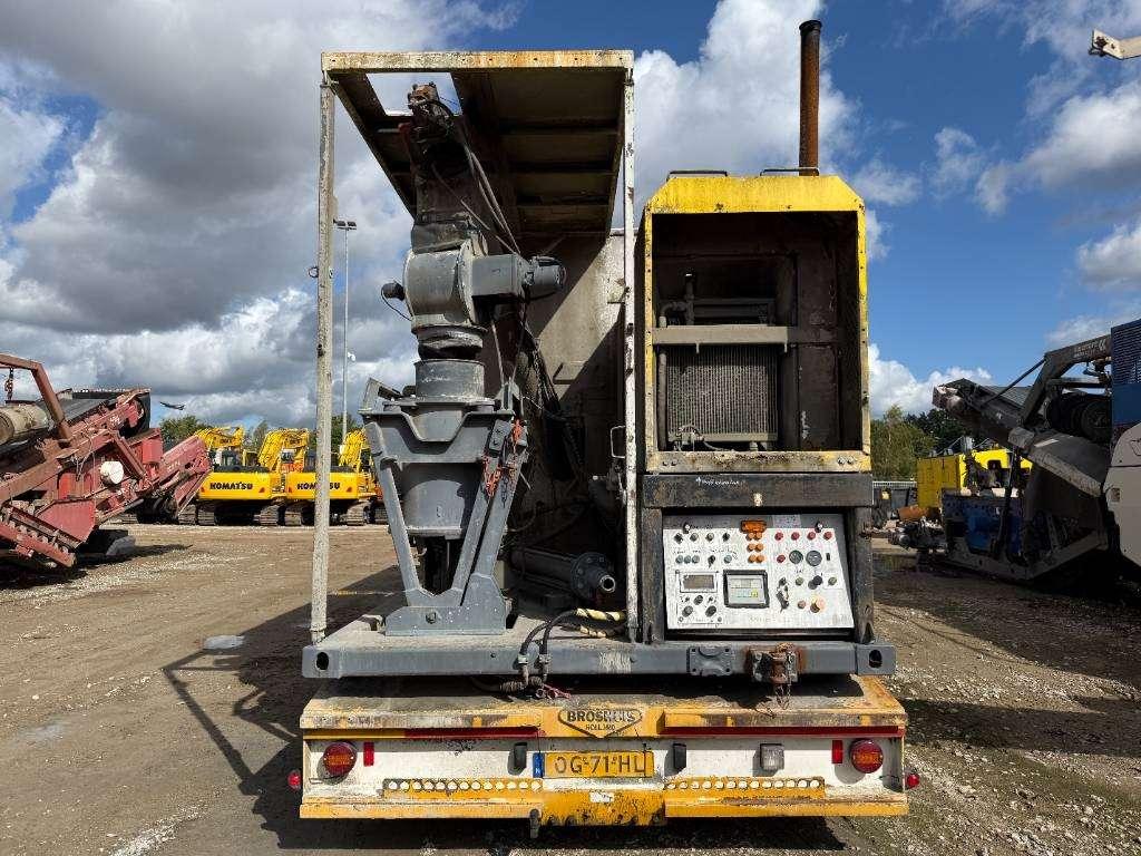 Wirtgen WM400 + Broshuis Trailer - Menginstallatie Foto 6